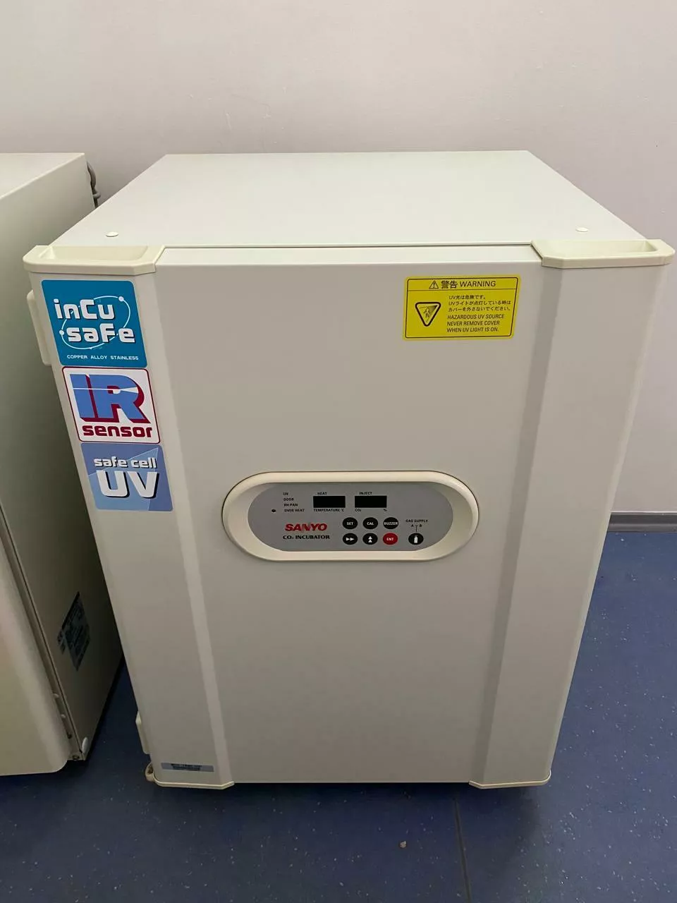 углекислотный co2 инкубатор sanyo mco-18 в Ростове-на-Дону 6