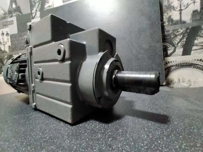 мотор-редуктор lenze модель en60034 в Москве 4
