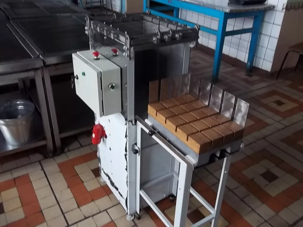 Фотография продукта Маслорезка устройство нарезки масла сыра